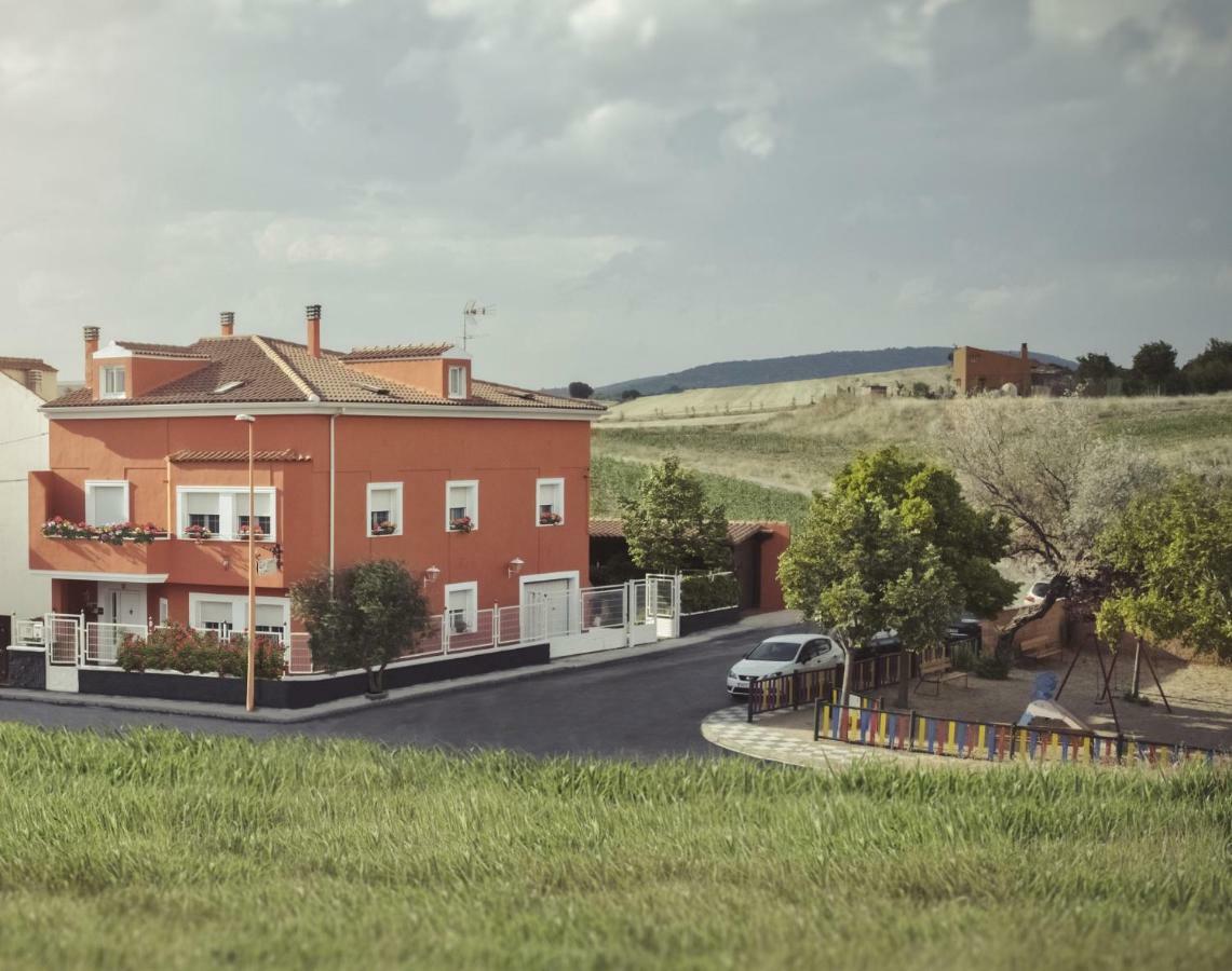 Apartamento 2 4/6 Pax Casa Rural El Sauce. A 2,5 Km De Cuenca Capital Nohales エクステリア 写真