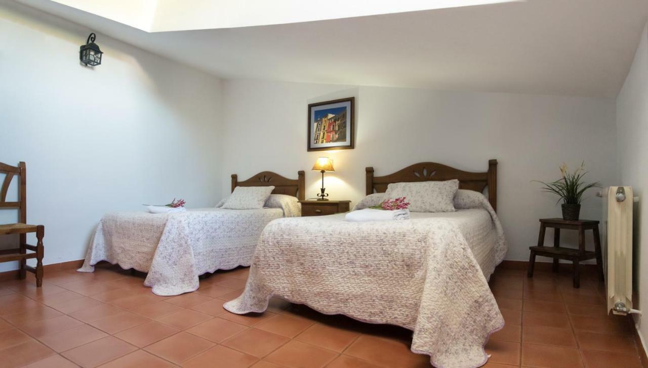 Apartamento 2 4/6 Pax Casa Rural El Sauce. A 2,5 Km De Cuenca Capital Nohales エクステリア 写真