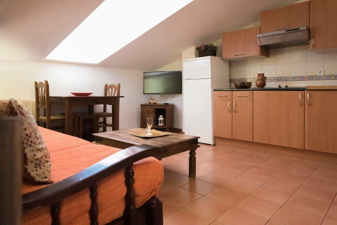 Apartamento 2 4/6 Pax Casa Rural El Sauce. A 2,5 Km De Cuenca Capital Nohales エクステリア 写真