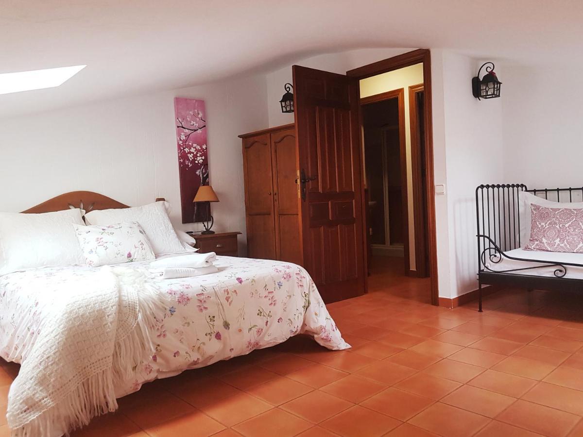 Apartamento 2 4/6 Pax Casa Rural El Sauce. A 2,5 Km De Cuenca Capital Nohales エクステリア 写真
