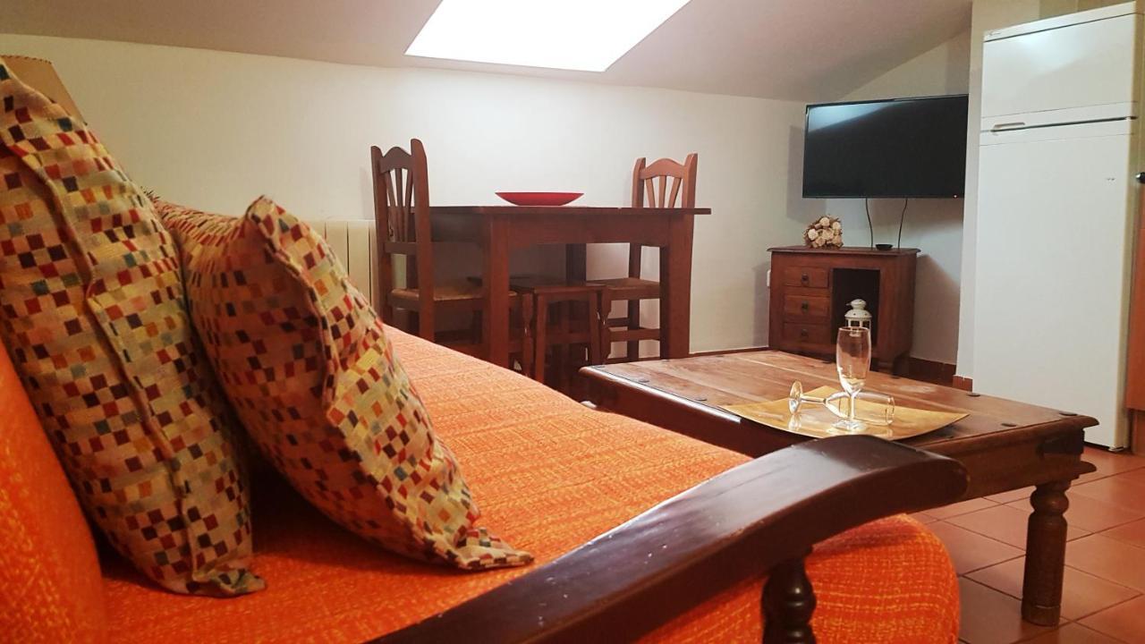 Apartamento 2 4/6 Pax Casa Rural El Sauce. A 2,5 Km De Cuenca Capital Nohales エクステリア 写真
